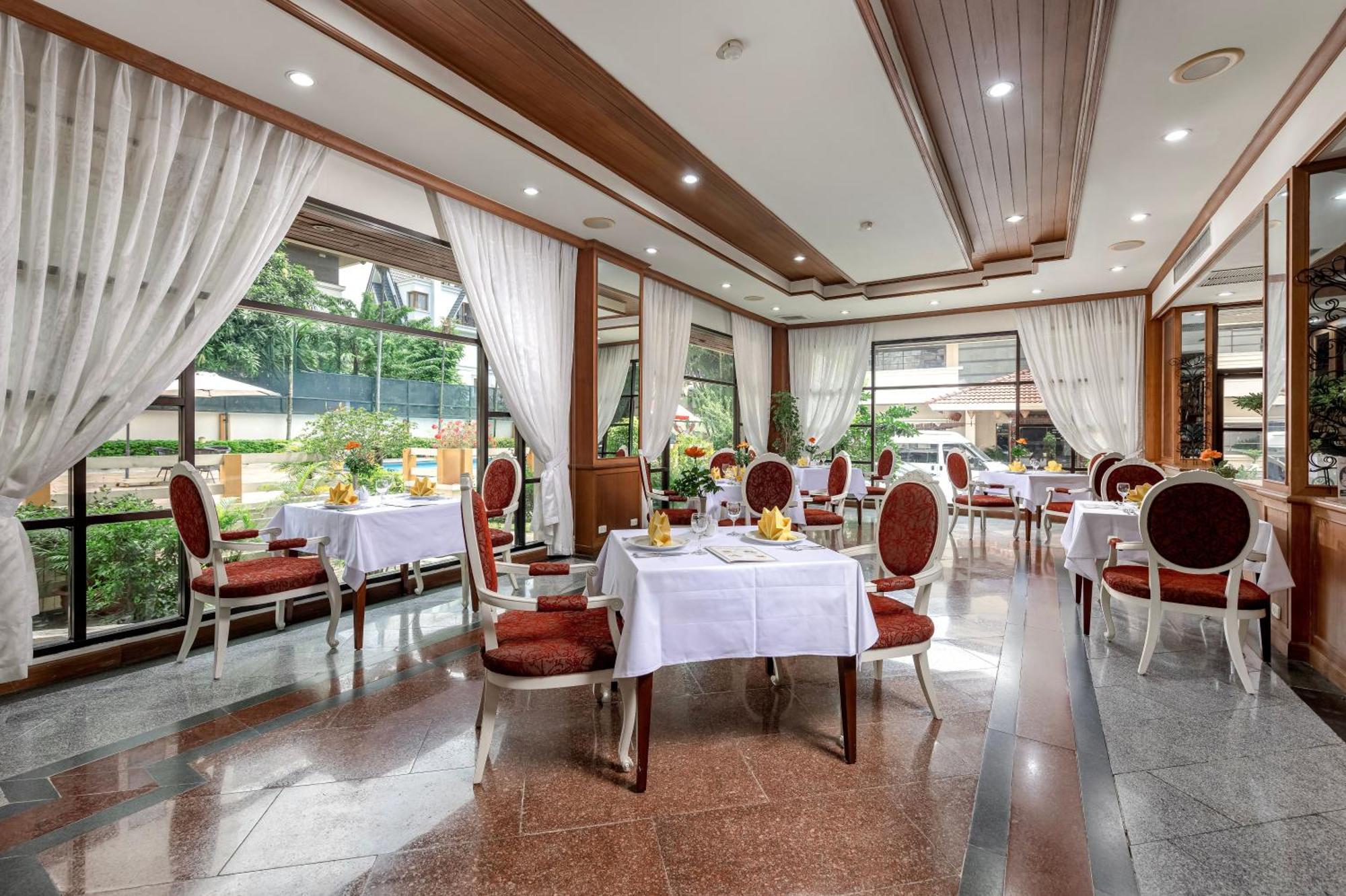 Oriental Palace Apartments Hanoi Bagian luar foto