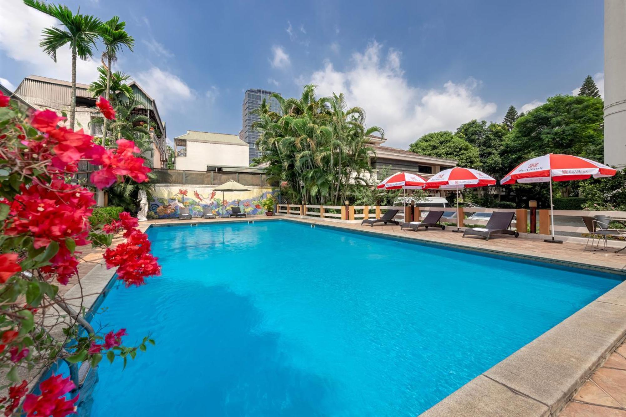Oriental Palace Apartments Hanoi Bagian luar foto