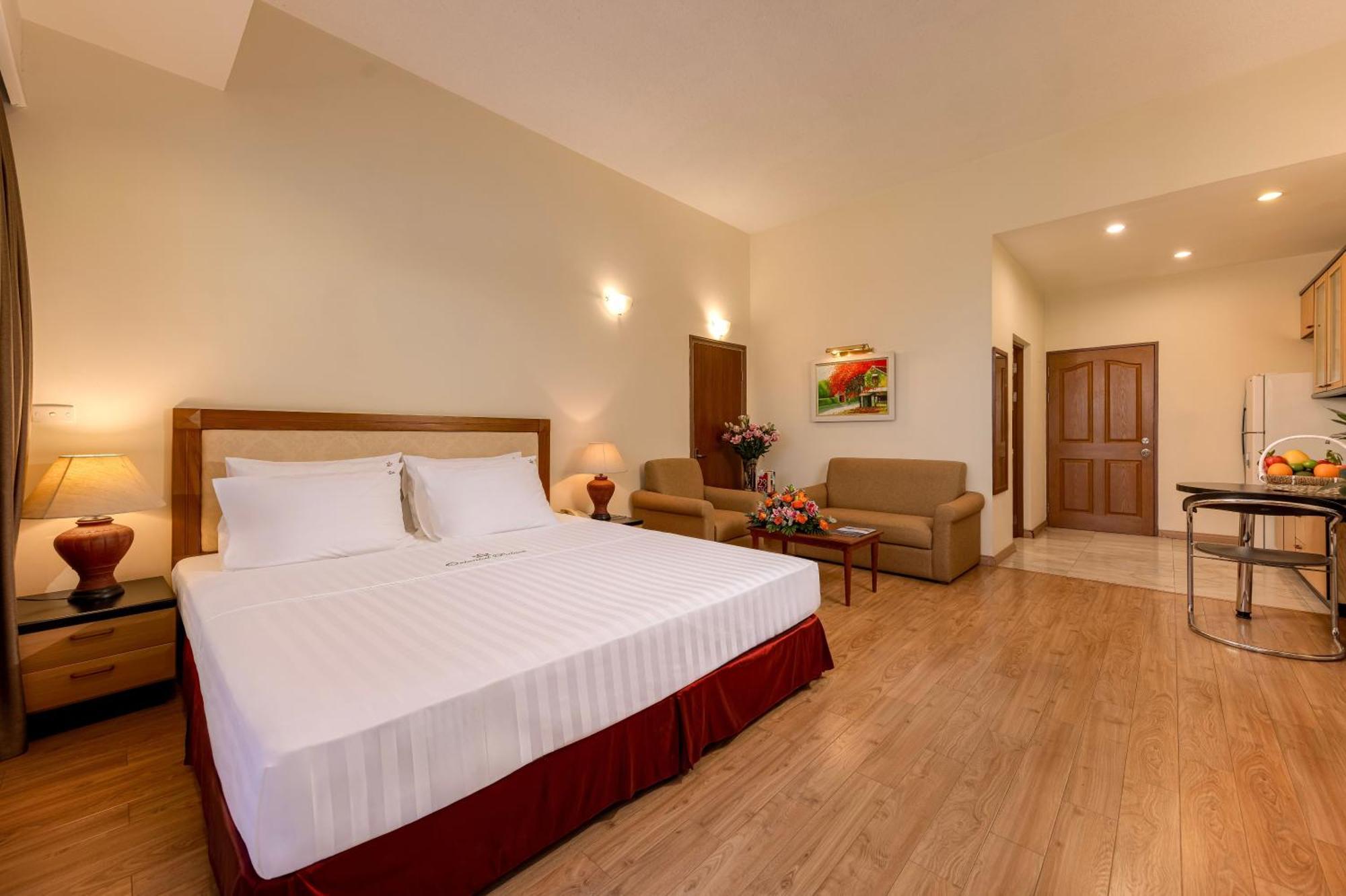 Oriental Palace Apartments Hanoi Bagian luar foto