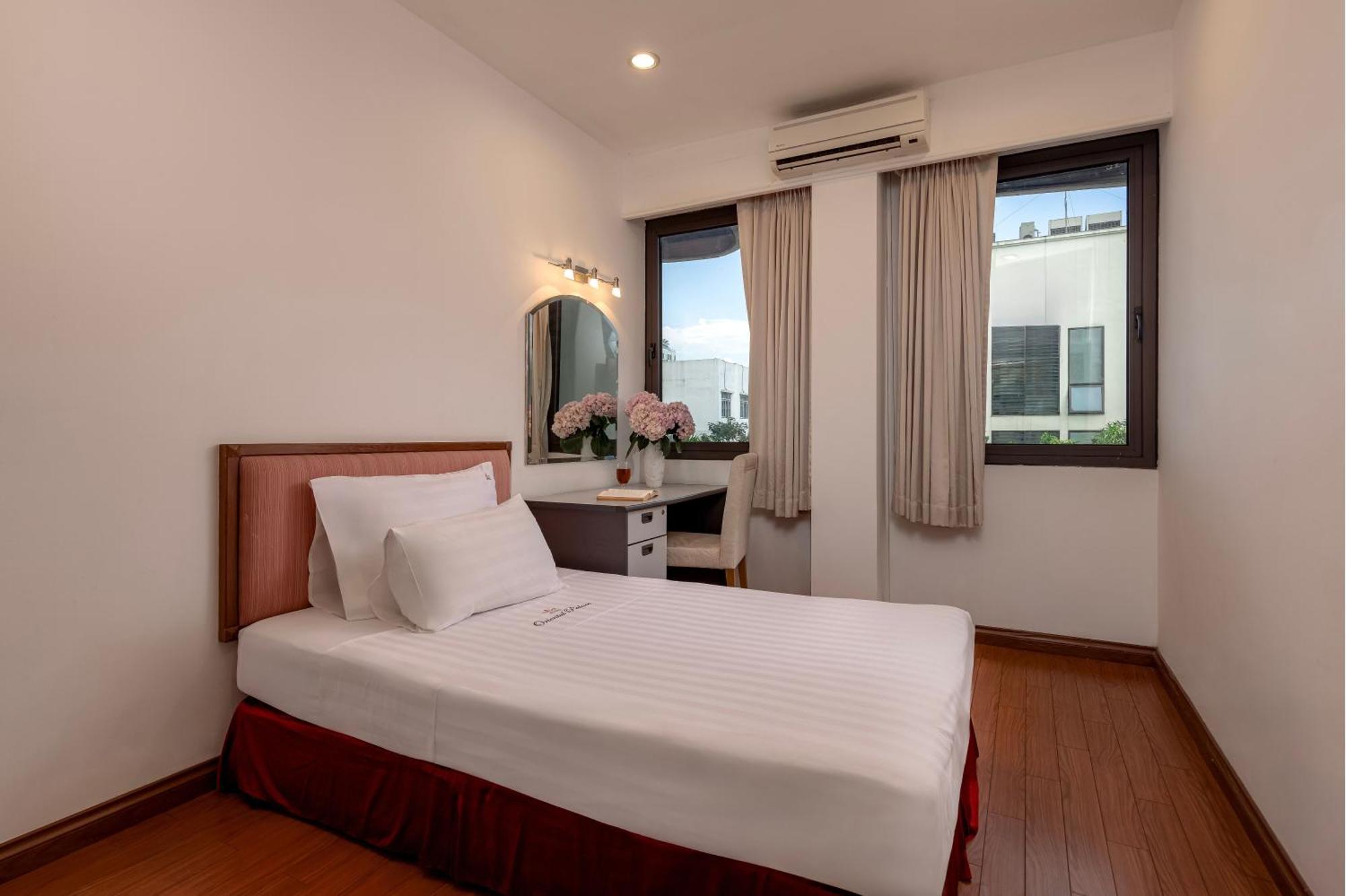 Oriental Palace Apartments Hanoi Bagian luar foto